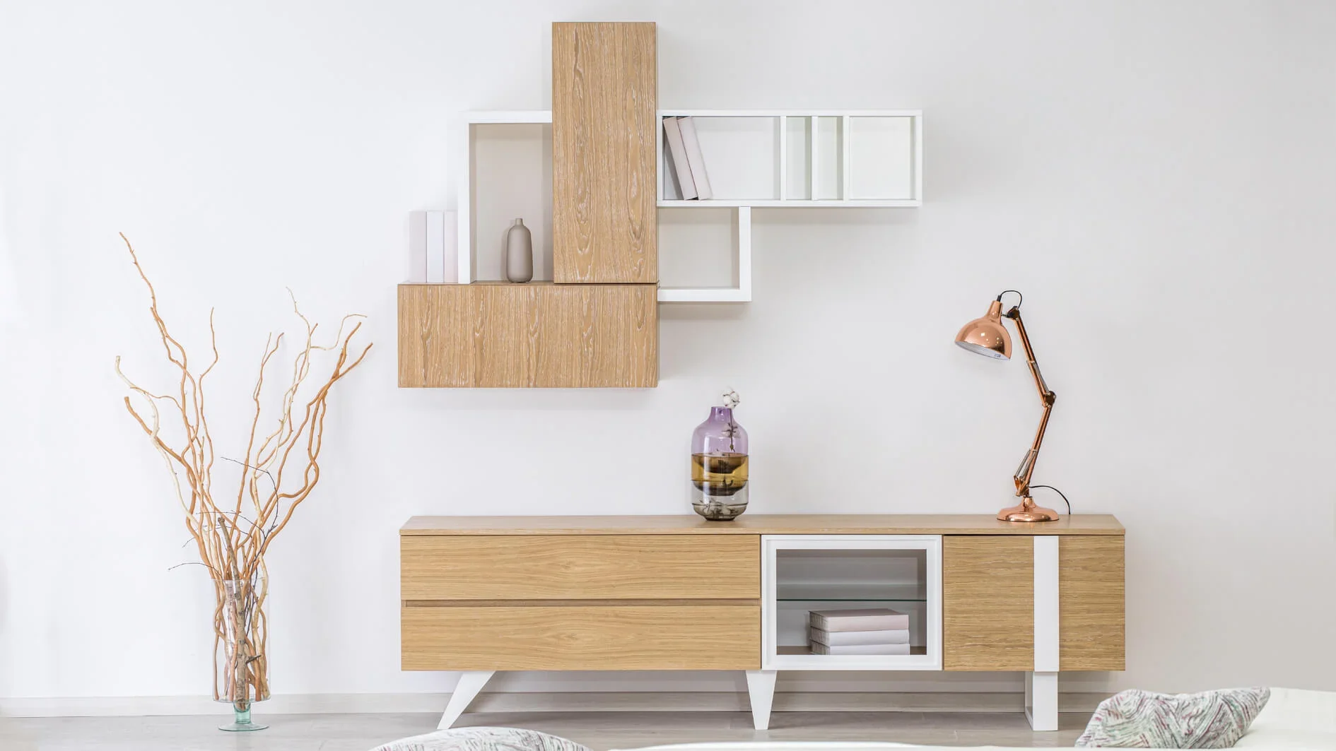 Polica Za Knjige Daria